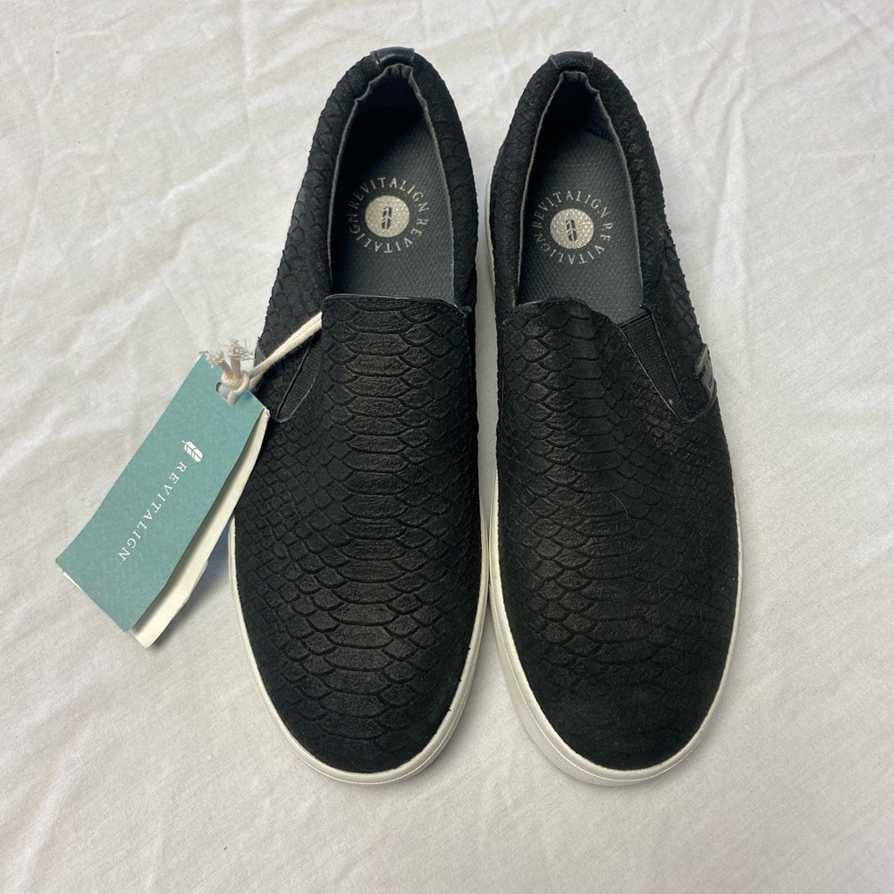 Revitalign boardwalk shoes